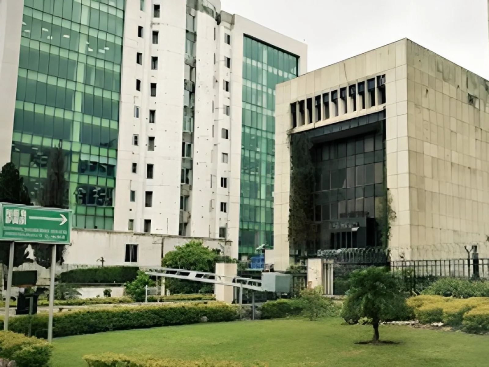 Enercon Building Islamabad by Habib Rafiq (Pvt.) Ltd.