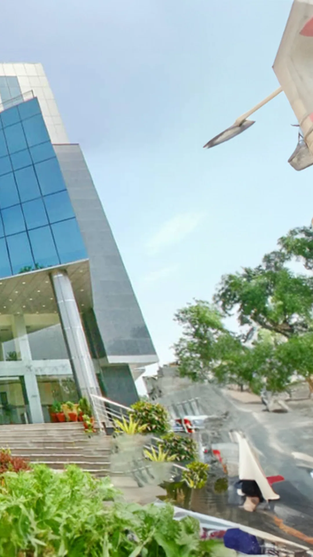Shaheen Complex Lahore, a Buildings project by Habib Rafiq (Pvt.) Ltd.