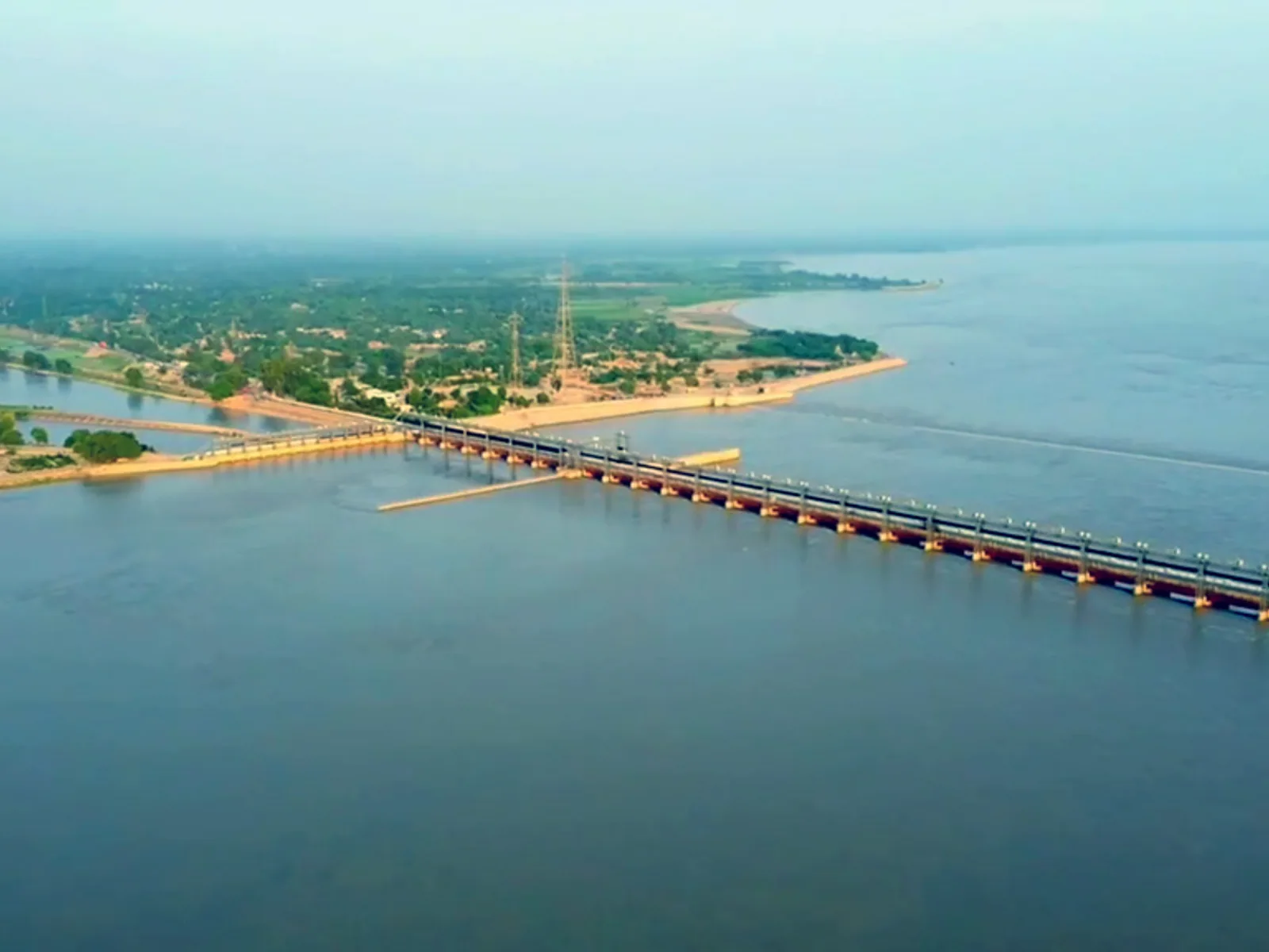 Construction of 4-Lane Bridge & Approach Roads (Package-1) Taunsa-Layyah Road Project by Habib Rafiq (Pvt.) Ltd.