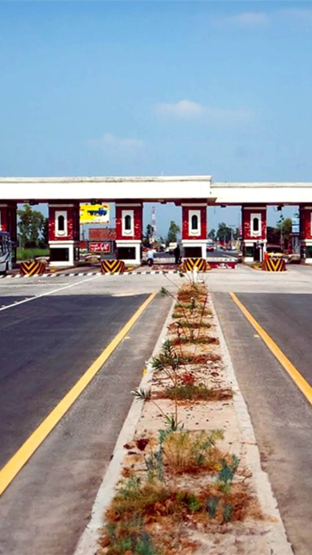 Lahore Sheikhupura Faisalabad Dual Carriageway BOT-2 Project, a Roads & Highways project by Habib Rafiq (Pvt.) Ltd.